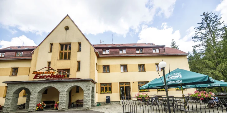 Beskydy plné zážitků: pivní či vinná lázeň, neomezený wellness a k tomu skvělé jídlo