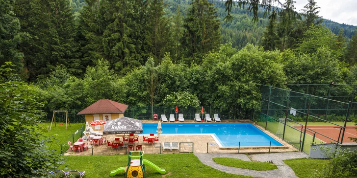Beskydy plné zážitků: pivní či vinná lázeň, neomezený wellness a k tomu skvělé jídlo