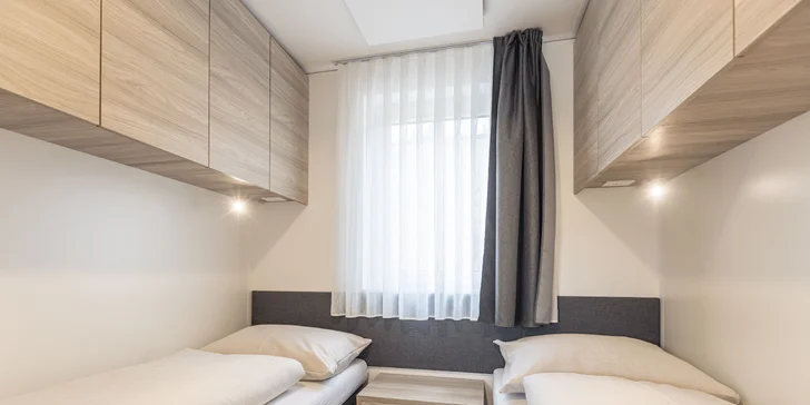 Zimní pobyt v Korutanech: chata nebo treehouse přímo u skiareálu, denně vstup do aquaparku