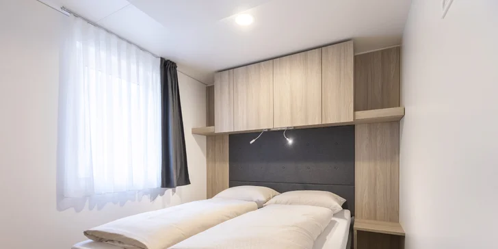 Zimní pobyt v Korutanech: chata nebo treehouse přímo u skiareálu, denně vstup do aquaparku
