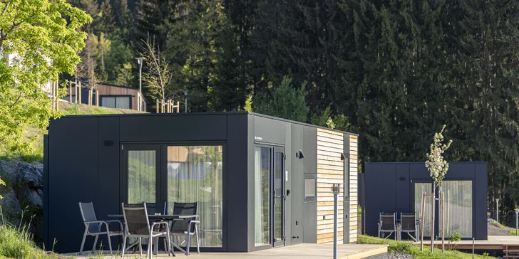 Zimní pobyt v Korutanech: chata nebo treehouse přímo u skiareálu, denně vstup do aquaparku