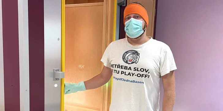 Mrazivá terapie: vstup do kryokomory a následné pohybové cvičení
