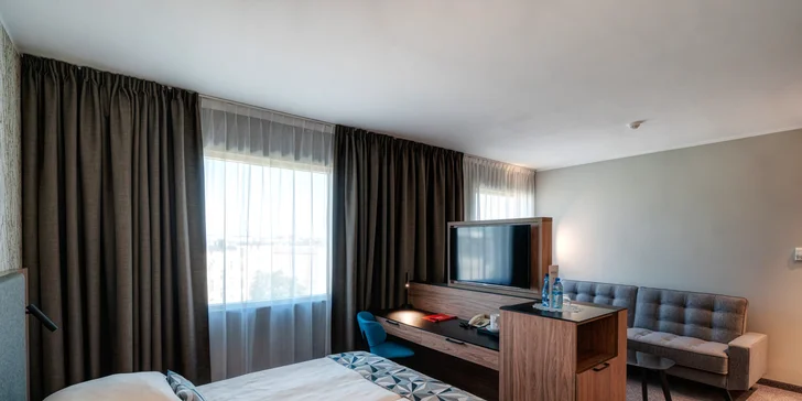 4* pobyt u centra Vratislavi: hotel přímo u Odry, snídaně i sauna, akce 2 děti zdarma