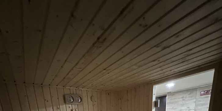 Pobyt na Děčínském Sněžníku se snídaní či polopenzí i privátní saunou