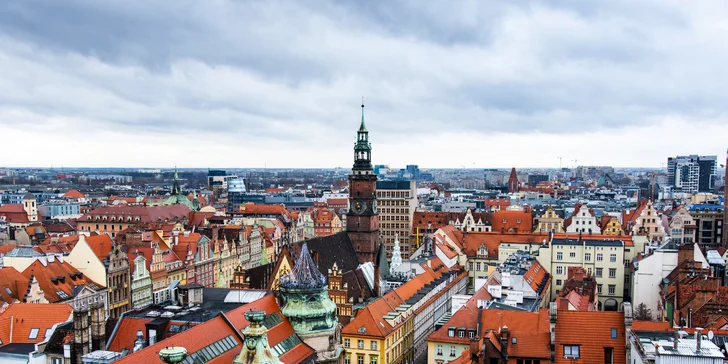 Moderní hotel v srdci Starého Města ve Wrocławi: pobyt se snídaní a welcome drinkem