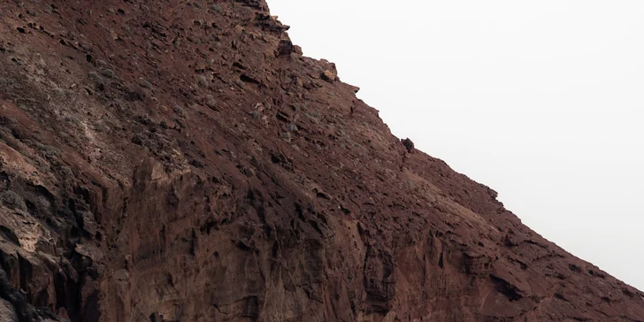 Dovolená na Tenerife: hotel se snídaní a terasou přímo na pláži, letovisko na jihu ostrova