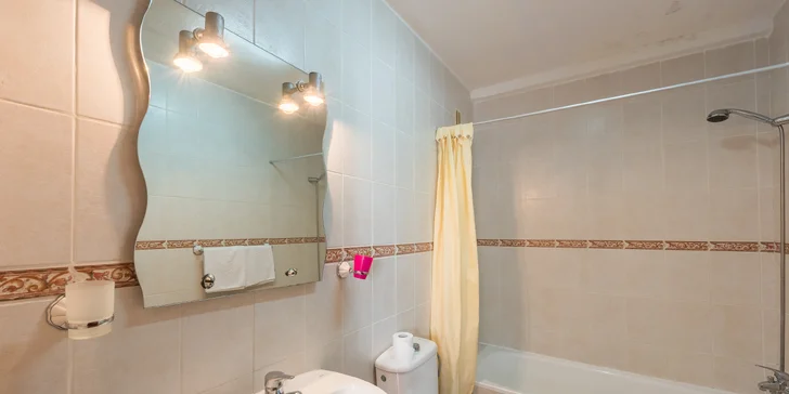 Apartmány na Tenerife: 200 m na pláž, neomezeně bazén a vířivka