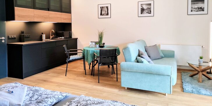 Relax v Harrachově: pokoj nebo apartmán s privátní vířivkou a snídaní