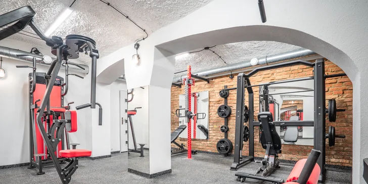 1-4 vstupy do nového fitness v gymu Destiny v Králově poli + protein ke každé návštěvě