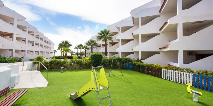 Apartmány na Tenerife: 200 m na pláž, neomezeně bazén a vířivka