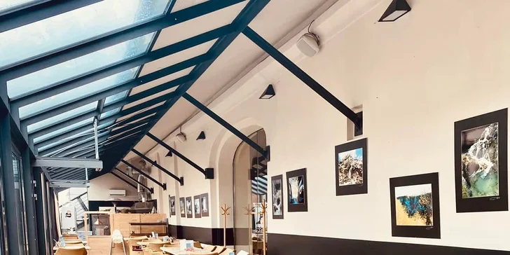 Pronájem bowlingové dráhy na 2 hodiny a tatarák či burger s hranolky pro 4 hráče na Ladronce