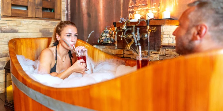 Levandulová romantická koupel pro dva v Lázních Stodolní