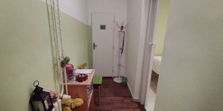 Voňavá masáž, peeling a čokoládový zábal dle výběru: pomeranč, banán, malina či levandule