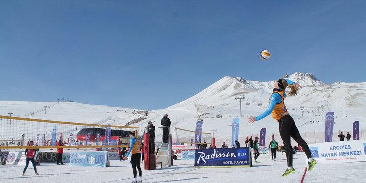 Lyžování v Turecku: 4* hotel Library Erciyes s polopenzí, letenka a 6denní skipas