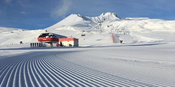 Lyžování v Turecku: zpáteční letenka z Prahy, 7 nocí v 5* hotelu a 6denní skipas