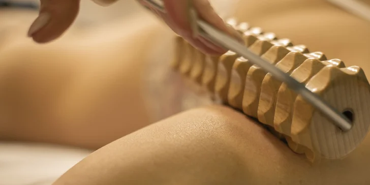 Maderoterapie: odbourávání celulitidy, prokrvení svalů a podpora lymfy