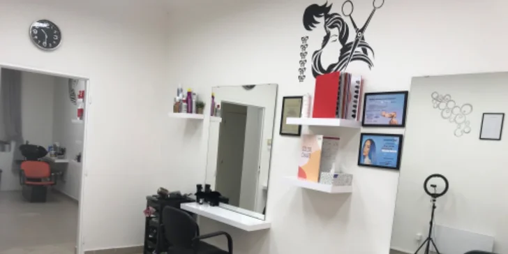 Dámský střih vlasů v salonu Beauty Time pro všechny délky vlasů