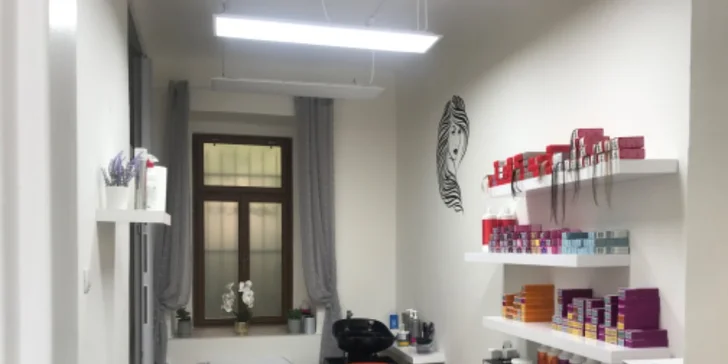 Dámský střih vlasů v salonu Beauty Time pro všechny délky vlasů