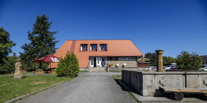 Aktivní dovolená na Šumavě: hotel v Hartmanicích se snídaní či polopenzí