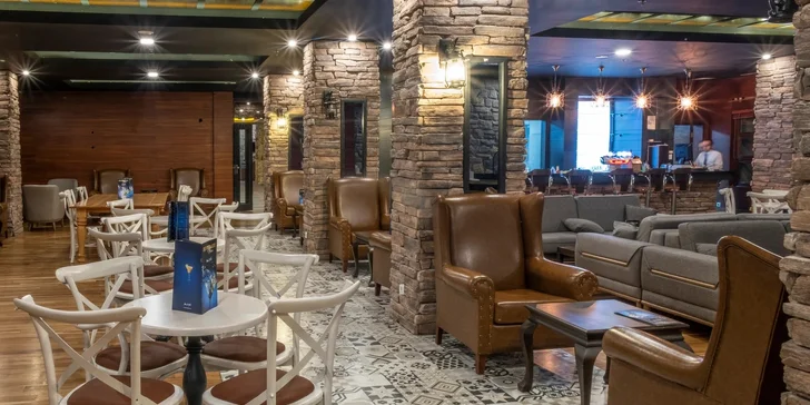 Lyžování v Turecku: zpáteční letenka z Prahy, 7 nocí v 5* hotelu a bodový skipas