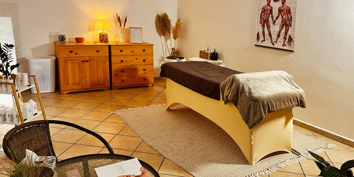 Opravdový relax jak má být: klasická masáž zad a šíje na 60 minut