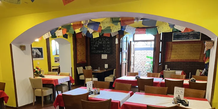 3chodové menu pro 2 osoby v originální nepálské a indické restauraci