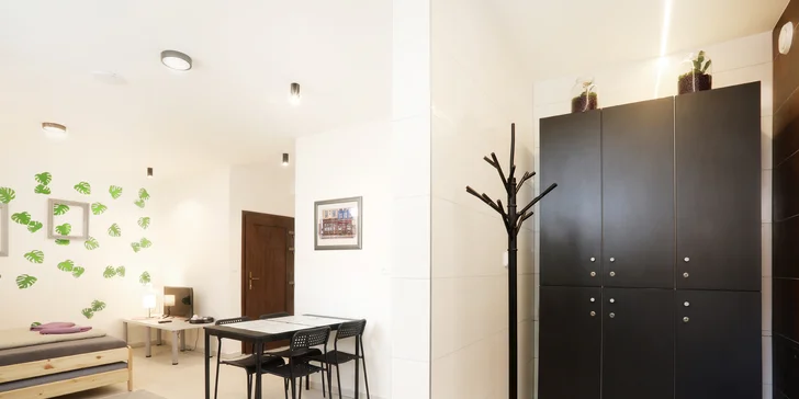 Relaxační pobyt v apartmánu: wellness se saunami a vířivkou i snídaně