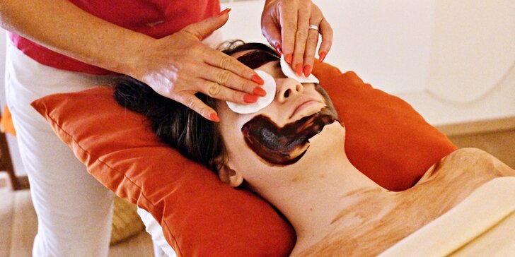 Čokoládový rituál pro ženy: masáž celého těla a kosmetická masáž obličeje