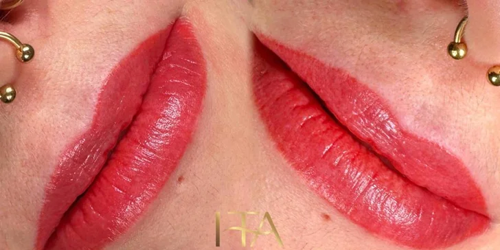Permanentní make-up: horní linky, obočí nebo akvarelové rty
