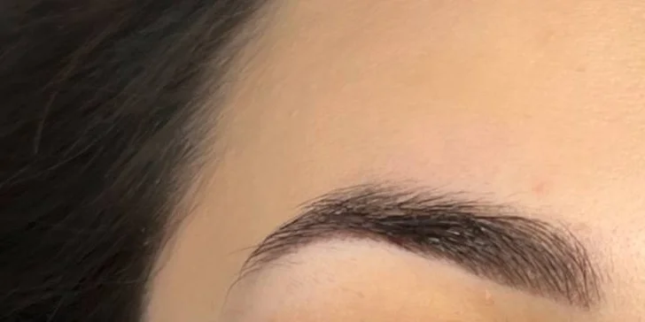 Kouzelný pohled: Úprava a laminace obočí i lash lifting vč. barvení