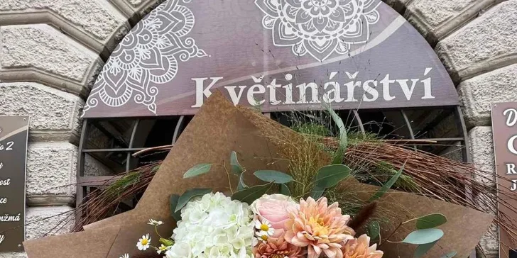 Vlastnoruční výroba květinové dekorace: 2 hodiny s květinářkou