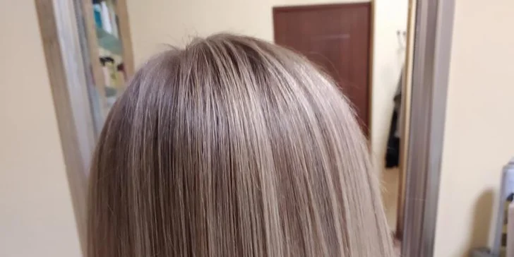 Kompletně nový účes: 3D střih, melír i barva nebo balayage