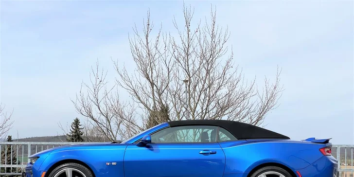 Se staženou střechou a větrem ve vlasech: pronájem kabrioletu Chevrolet Camaro