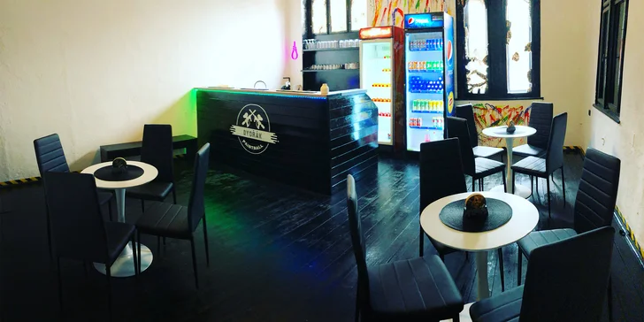 Nerf aréna v Děčíně: hodinová přestřelka až pro 8 hráčů, kompletní výbava i zázemí s Xboxem