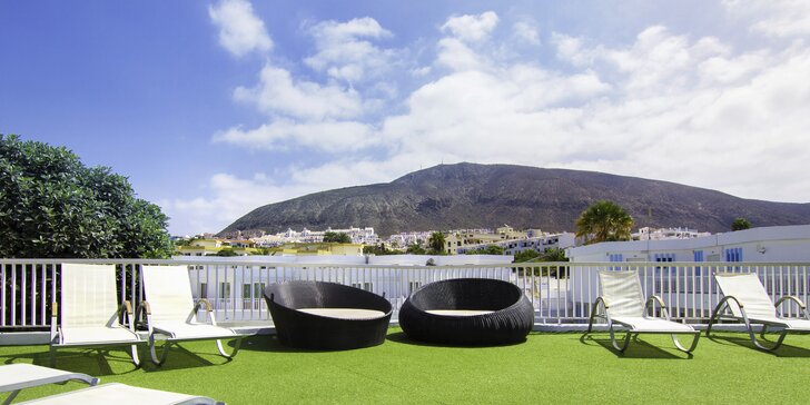 Pobyt na Tenerife: jídlo, dva venkovní bazény, pláž 10 minut, zábavní program pro malé i velké