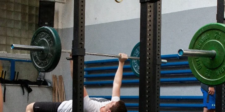 Skupinové i individuální lekce s osobním trenérem v Tesla gymu: box, funkční a silový trénink či tabata
