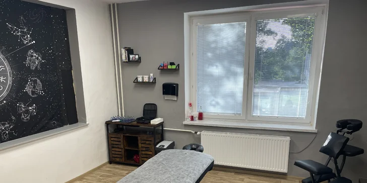 Masáže: plosek nohou, klasická, nápravná individuální i baňkování