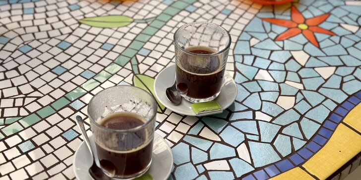 4 hodiny zážitků plné kávy: baristický kurz s teoretickou i praktickou částí