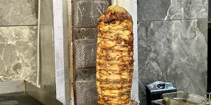 Egyptský Shawarma wrap i s nápojem v centru Prahy pro 1 nebo 2 osoby