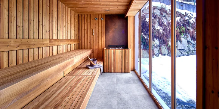 Pobyt ve 4* hotelu v Kaprunu: polopenze, neomezený wellness i lyžování na 408 km sjezdovek