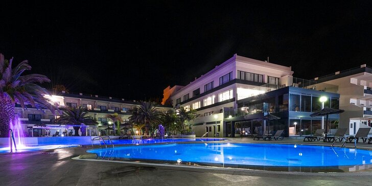 Sluncem zalitá dovolená na exotické Fuerteventuře: polopenze i all inclusive v adult only hotelu s bazény