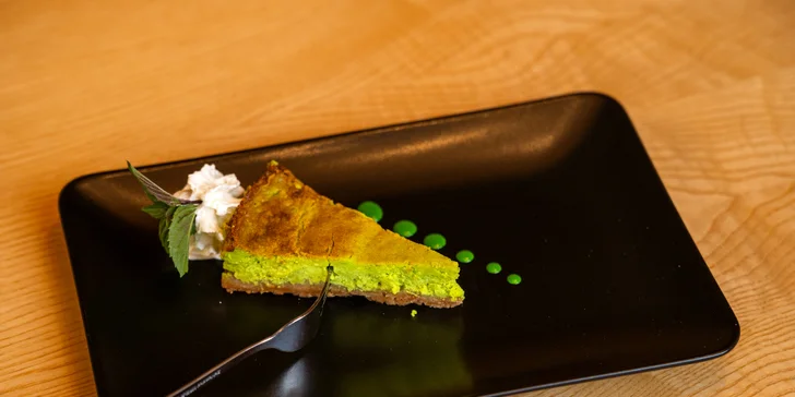 Pětichodové menu i wellness v horském hotelu Brans pro 2 osoby