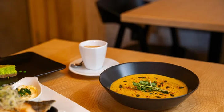 Pětichodové menu i wellness v horském hotelu Brans pro 2 osoby