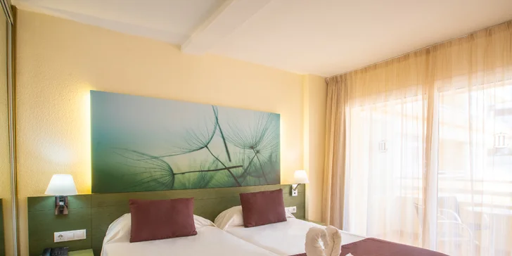 Zimní dovolená u moře: hotel na Gran Canaria jen 3 minuty pěšky od písečné pláže, all inclusive, dítě zdarma