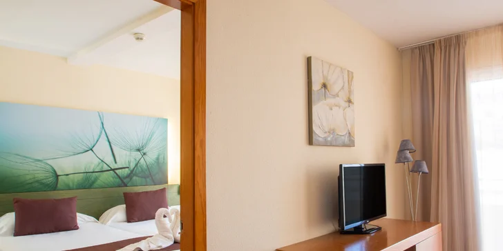 Zimní dovolená u moře: hotel na Gran Canaria jen 3 minuty pěšky od písečné pláže, all inclusive, dítě zdarma