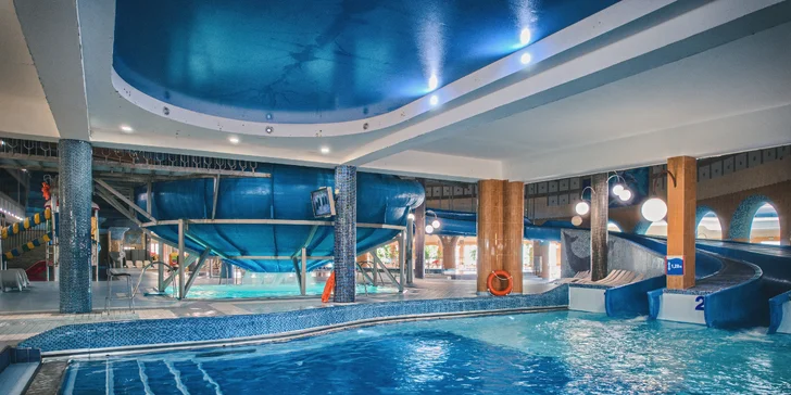 Rodinný pobyt u Mazurských jezer: hotel s aquaparkem, polopenze či plná penze a zábava pro děti