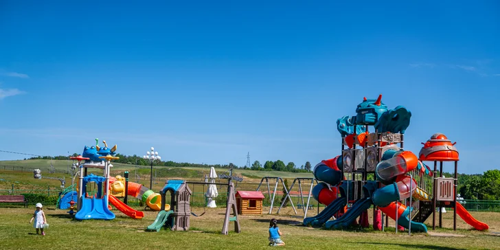 Rodinný pobyt u Mazurských jezer: hotel s aquaparkem, polopenze či plná penze a zábava pro děti