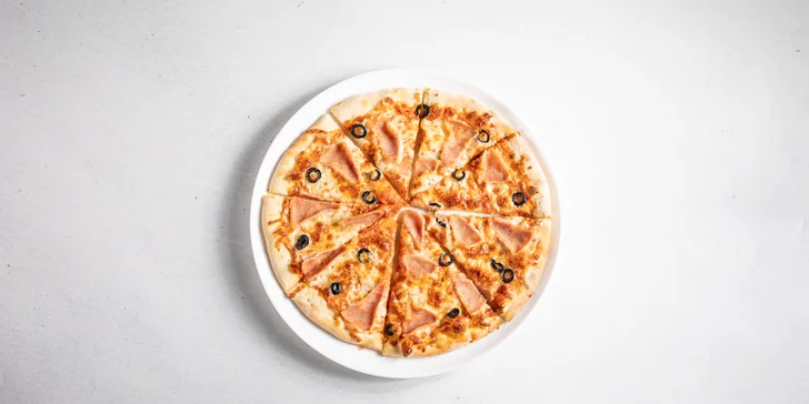 Dokonalá italská pizza ve Vršovicích: 1–5 kol se sýry i uzeninami či ananasem, lahev prosecca i nápoje