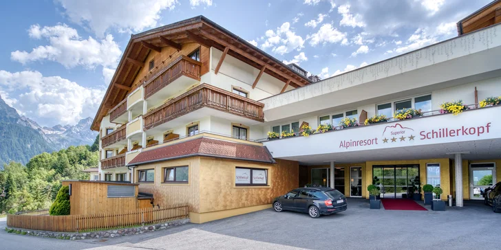 Vyhlášené údolí Brandnertal: 4* hotel s polopenzí, neomezený wellness i karta hosta se spoustou slev