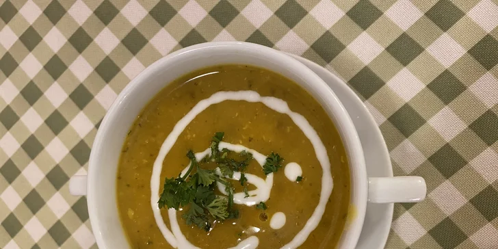 4chodové indické menu pro 2 osoby: polévka, kuřecí či vege hlavní chod i dezert